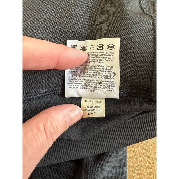 Nike Zoned Sculpt Training Capri - Picture 8 of 8